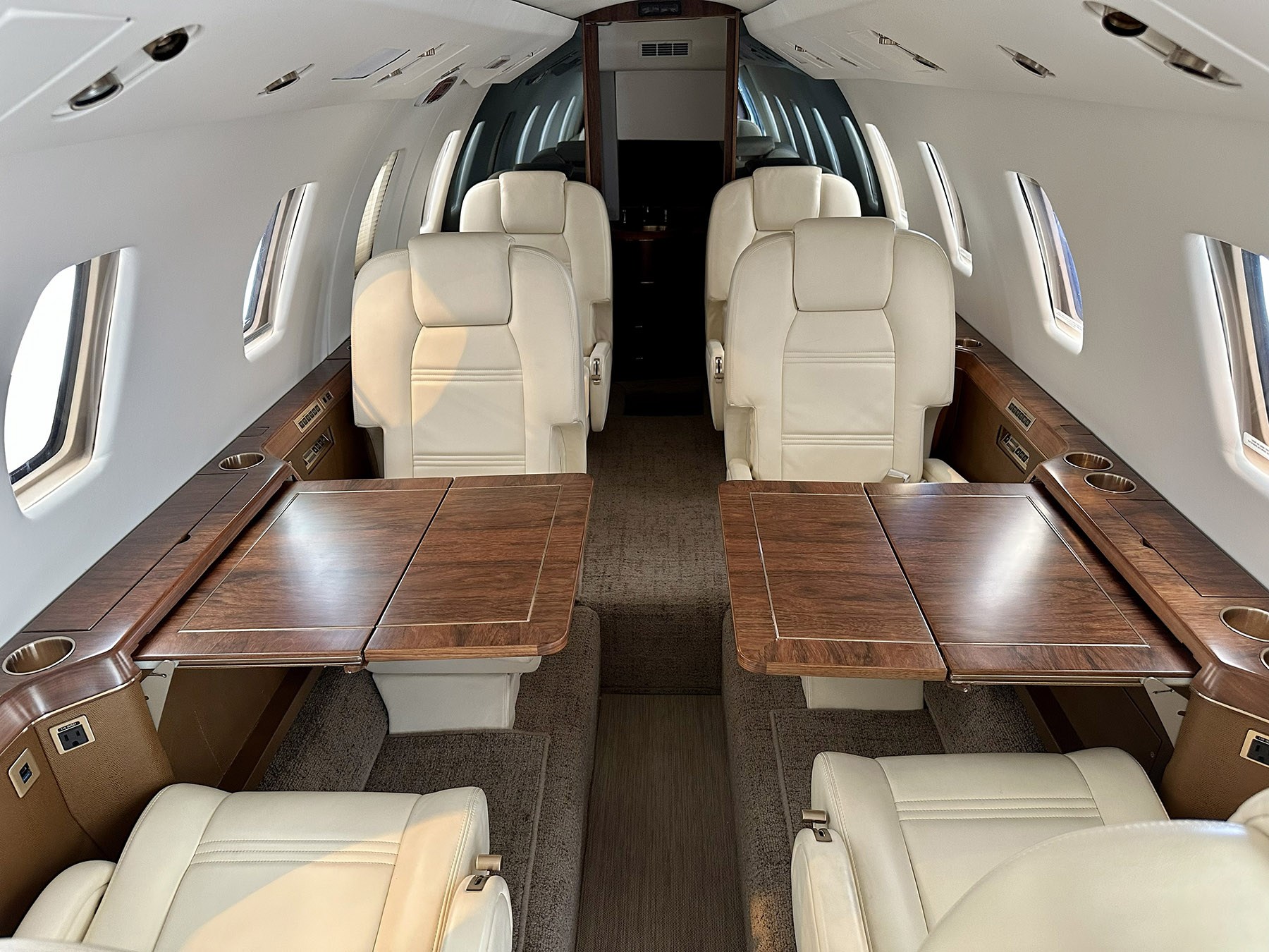 N710VP Interior Photo